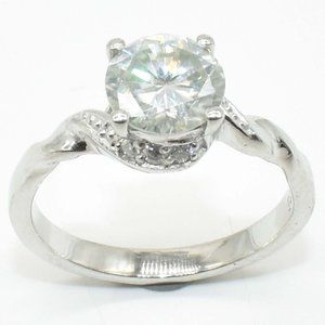925 Sterling Silver 1.75CT Moissanite Ring, Size 7